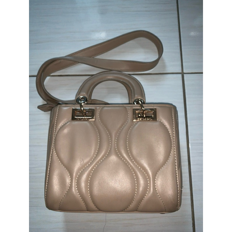 PRELOVED TAS BLOOM BAG HEYLOCAL WARNA TAUPE