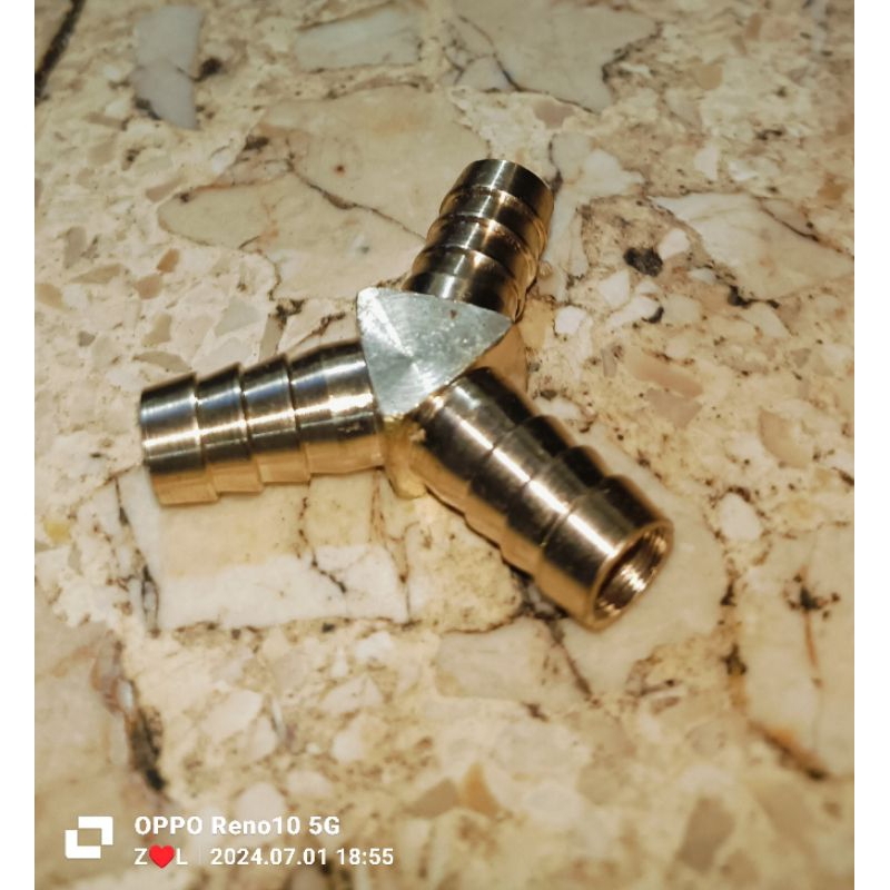 SAMBUNGAN Y  CAbang 3 SELANG GAS LPG KUNINGAN