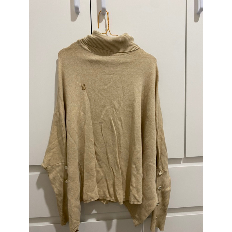 Batwing sweater by sylmi basic