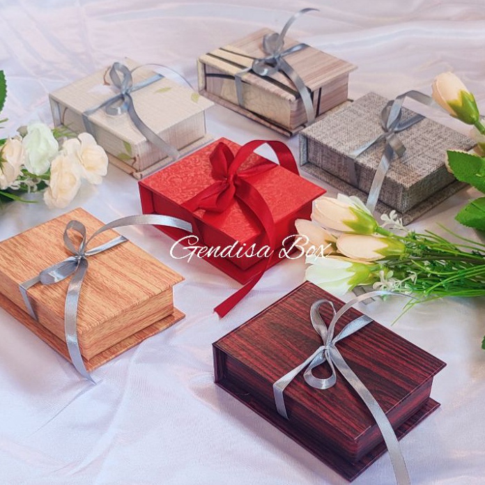 

HJ6 Kotak Hadiah Logam Mulia Antam Gift Box Exclusive Wedding Ultah Anniversary Imlek Valentine Lebaran Idul Fitri