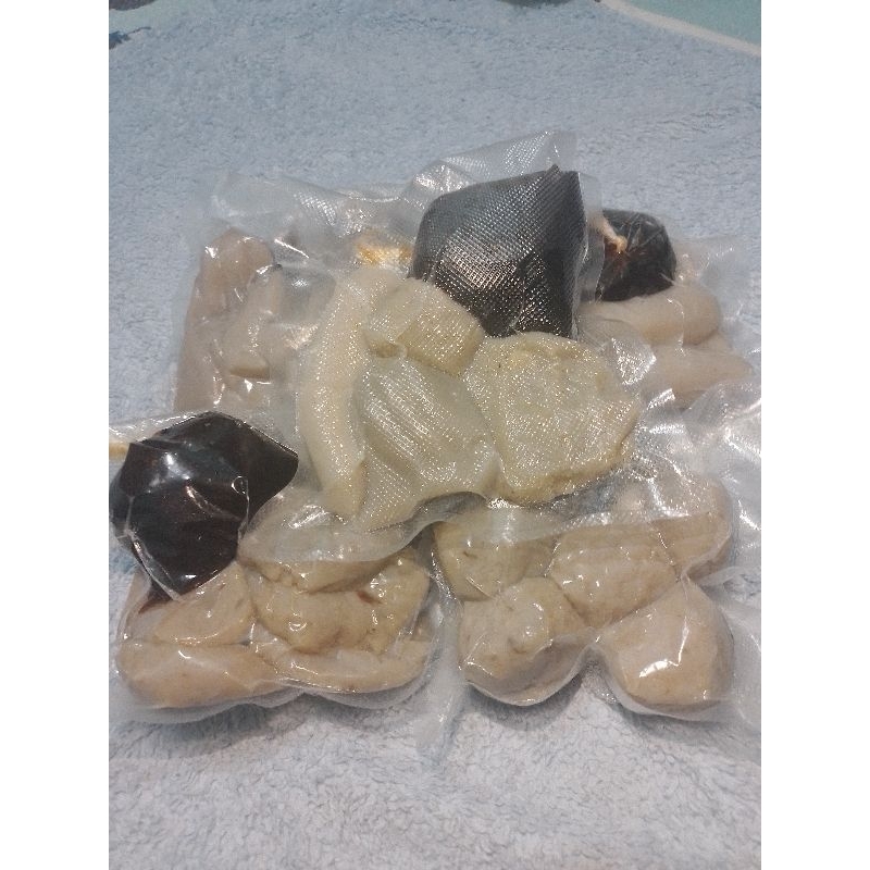 

5 pcs pempek kulit farhan malang