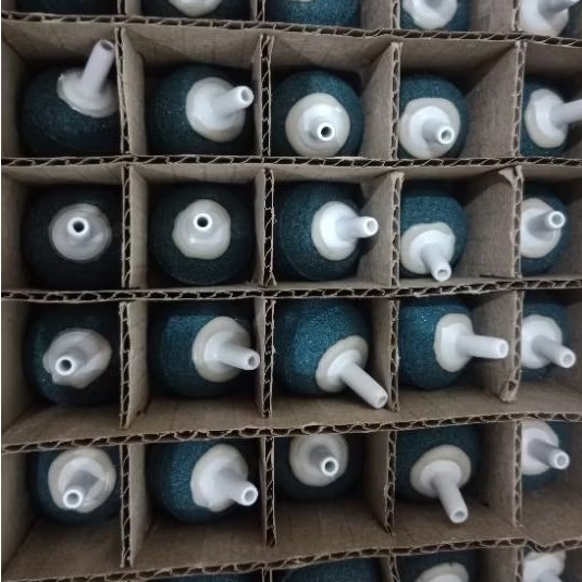 Batu Aerator Aerasi / Airstone Pemecah Gelembung Udara Airstone BULAT BAKSO 2,5CM