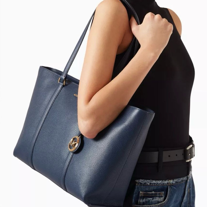 Michael Kors MK Temple Large Tote Bag in Pebbled Leather