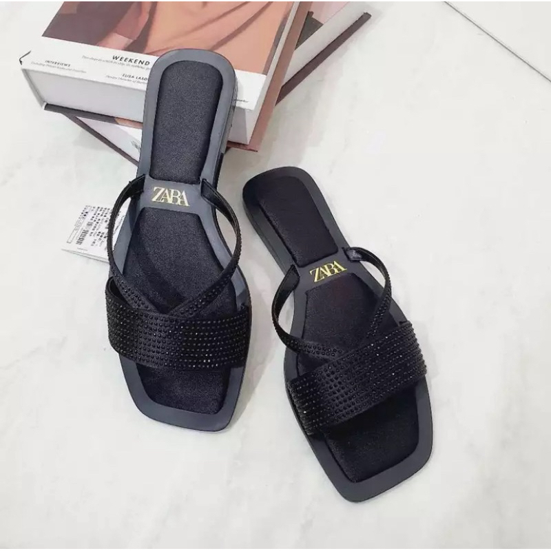 Sandal Flat Wanita ZS Sandal Flat Wanita Terbaru Sandal Wanita Kekinian Sandal Flat Mewah wanita