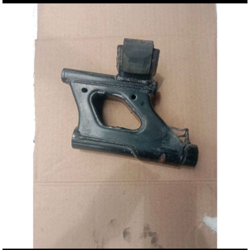 Mounting Monting Lengan Ayunan Arem Sasis Sambungan Rangka Yamaha Mio 3 Mio Z Fino 125 Soul GT 125 /