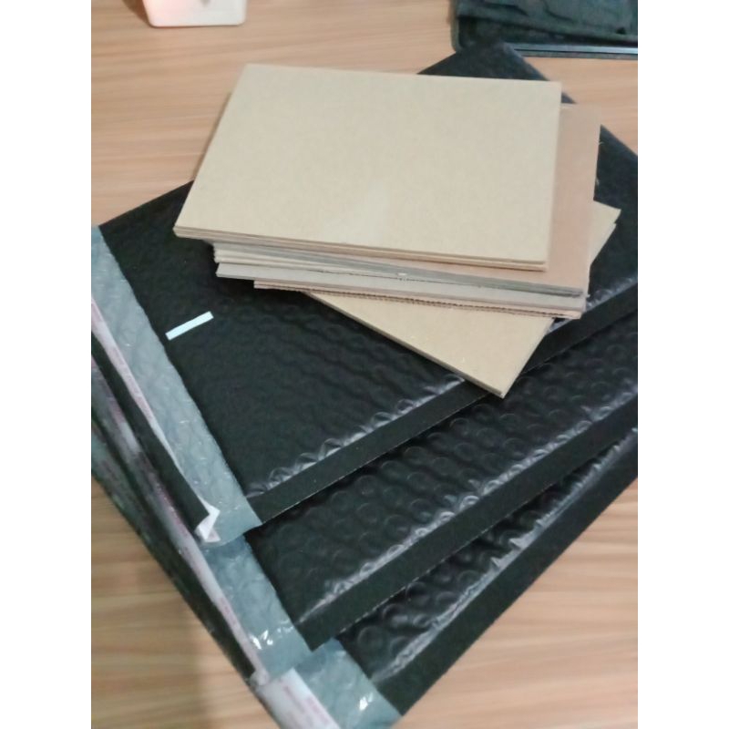 

CO packing‼️ cardboard/yellow board + bubble wrap