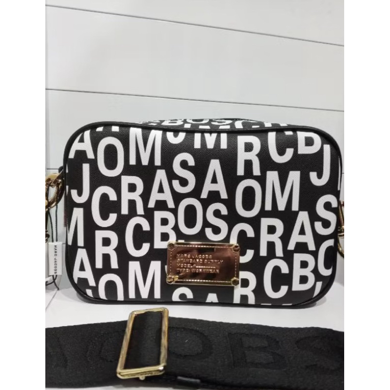 MarcJacobs(MJ) Cambag Font