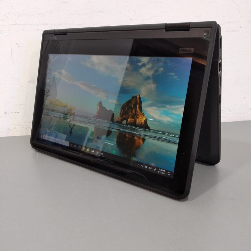 laptop Lenovo yoga 11e Core M3 gen 7 | RAM 8gb SSD 256gb | LIPAT FLIP touchscreen