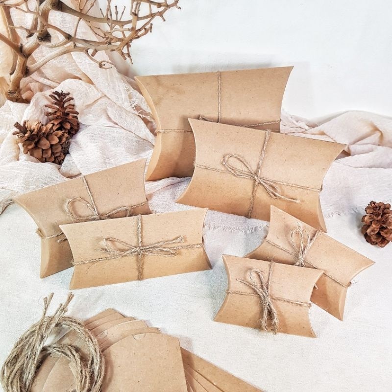 

Pillow Box/Pillow Box Coklat/Pillowbox Craft/Box Kado/Box Hampers Bahan Craft 270 Gsm