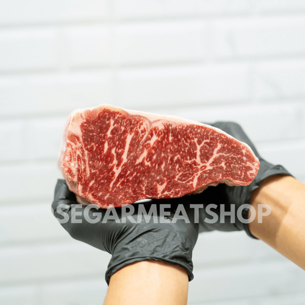 

AUS Striploin Grassfed Mb4+ - 100% Hormone & Antibiotics Free