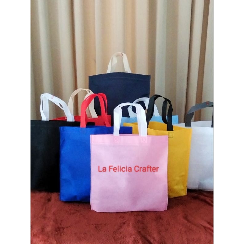 

La Felicia Tas Spunbond Tas Belanja 35x33cm Goodie Bag Hajatan Ulangtahun