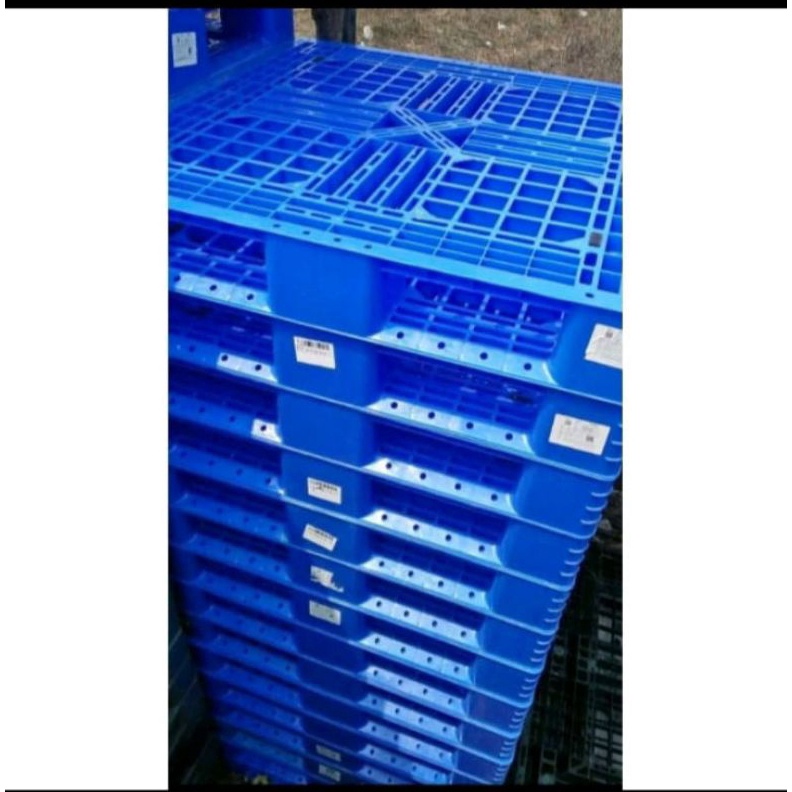 

KODE G4J9 palet plastik buat tatakan bekas 1 kali pakai warna biru 11 x 11 x 15