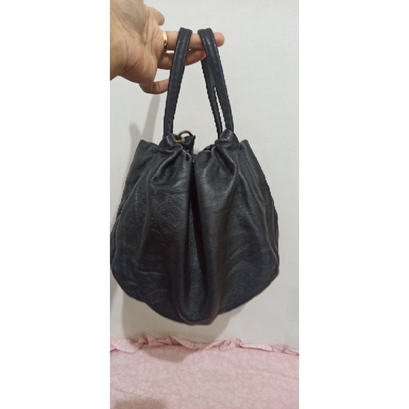 TAS SLING Serut YURT hitam Unik ala Lindi kulit asli NETNOT