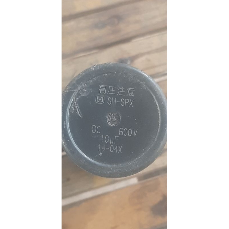 capasitor dc 600v/10uf