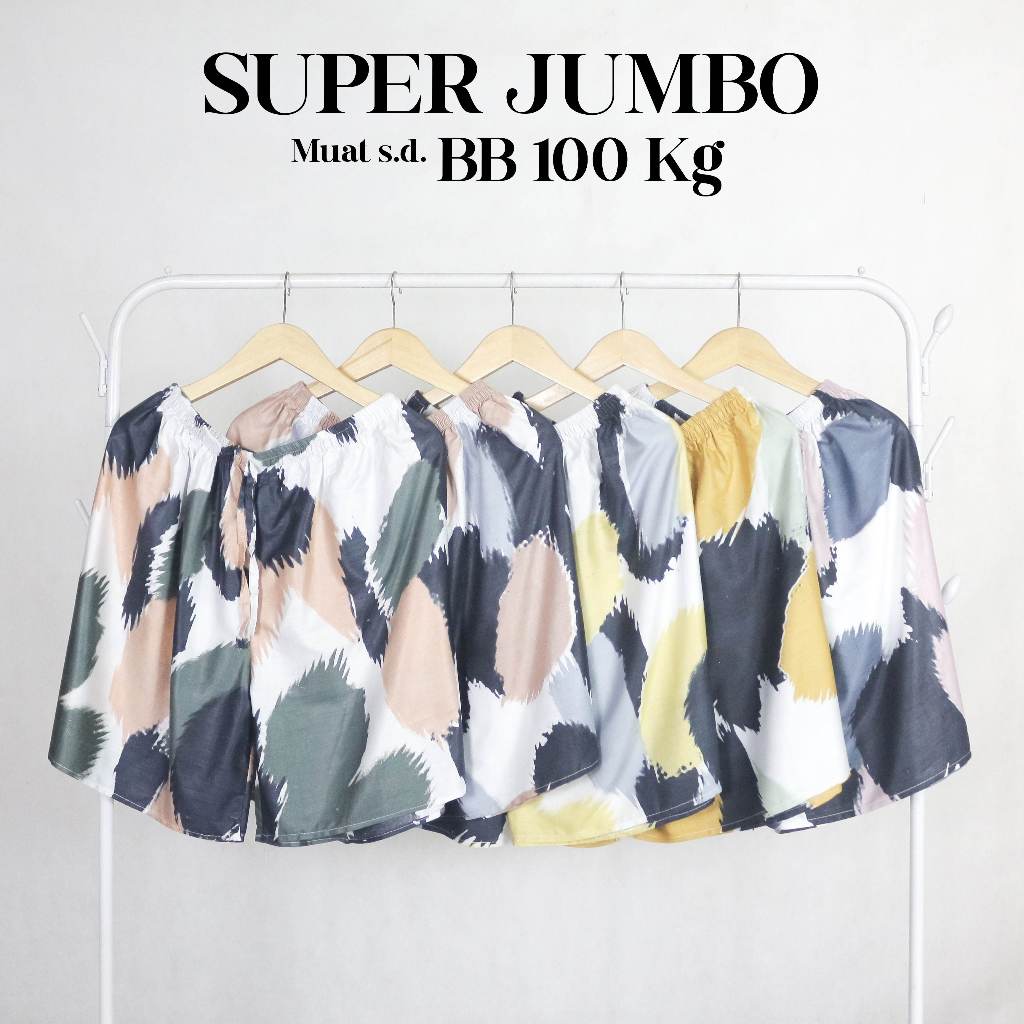 Celana Pendek Wanita Jumbo / Celana Pendek Jumbo Wanita