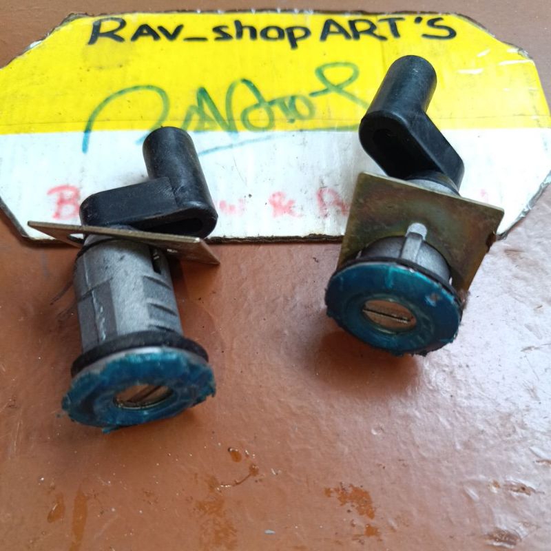 Rumah kunci Jok Minerva MX 150 : R 150 model CBR, R 150 SE ; mx150, r150, rpego, mx150 kuncian jog b