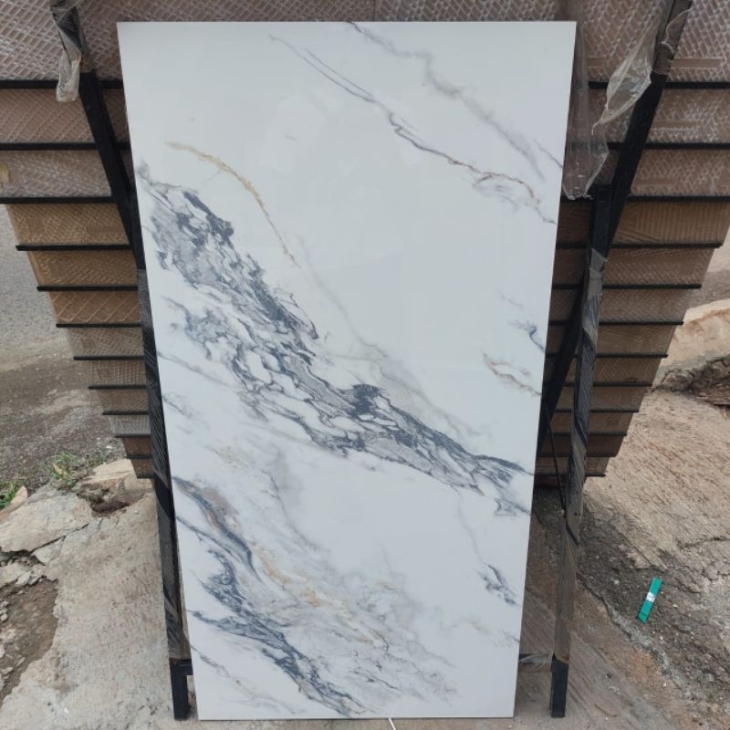 granit lantai uk 60x120 putih corak