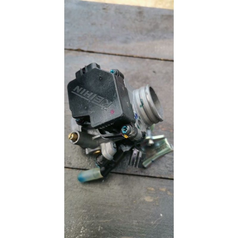 throttle body cb 150r old original