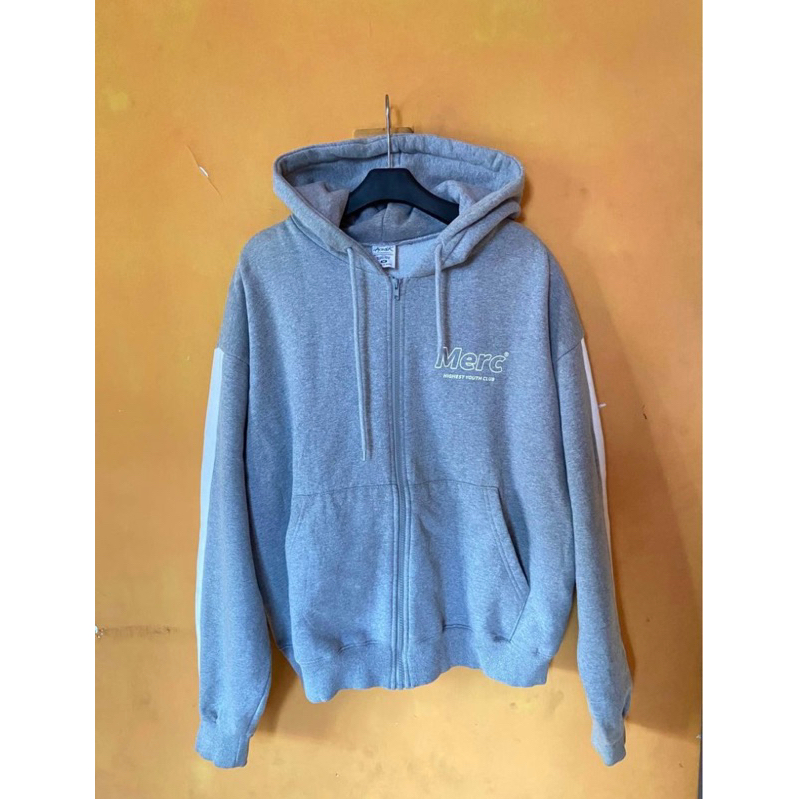 Zipper hoodie acover