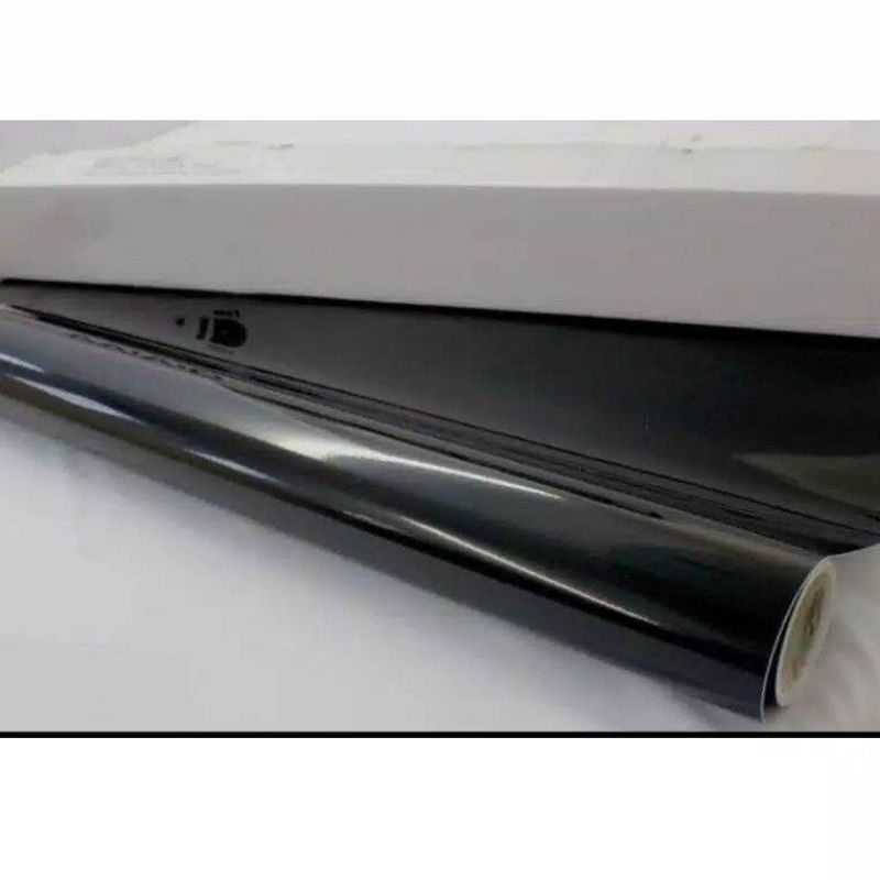 skotlet hitam glossy