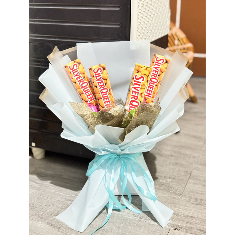 

Buket Coklat Silver Queen