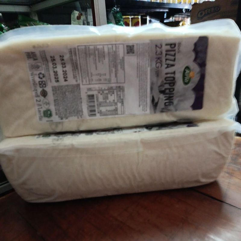 

RB 1 KARTON / 8 BLOK MOZARELLA ARLA 2.3KG