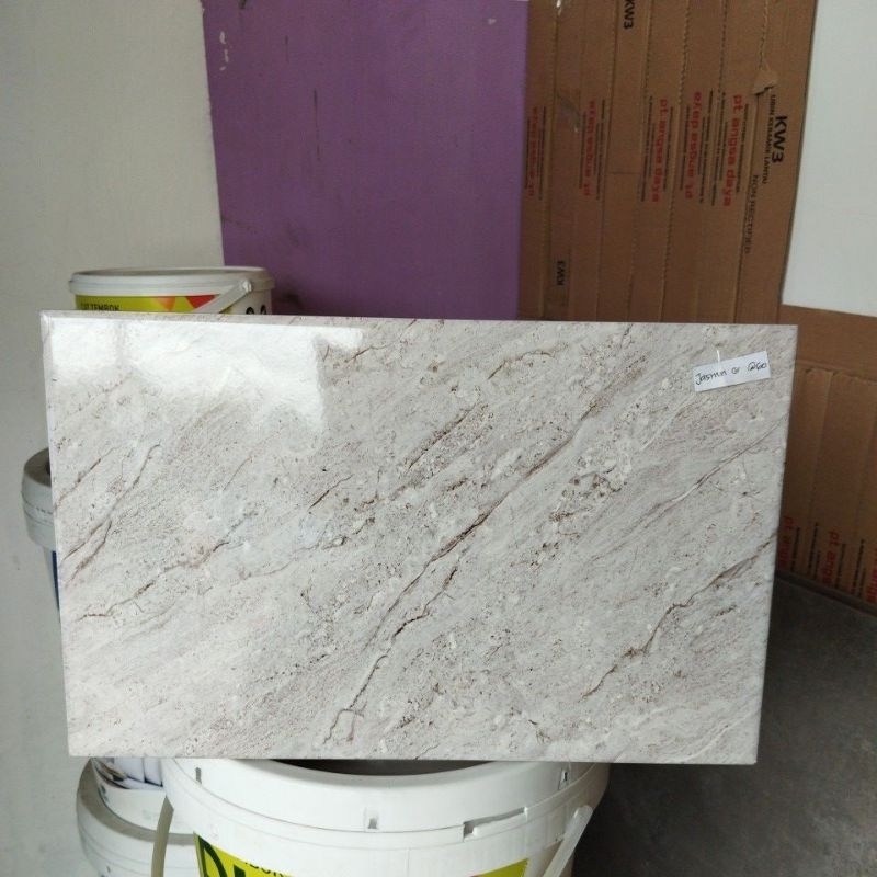 Keramik 25x40 Jasmine Grey (motif marmer exotic) kwA