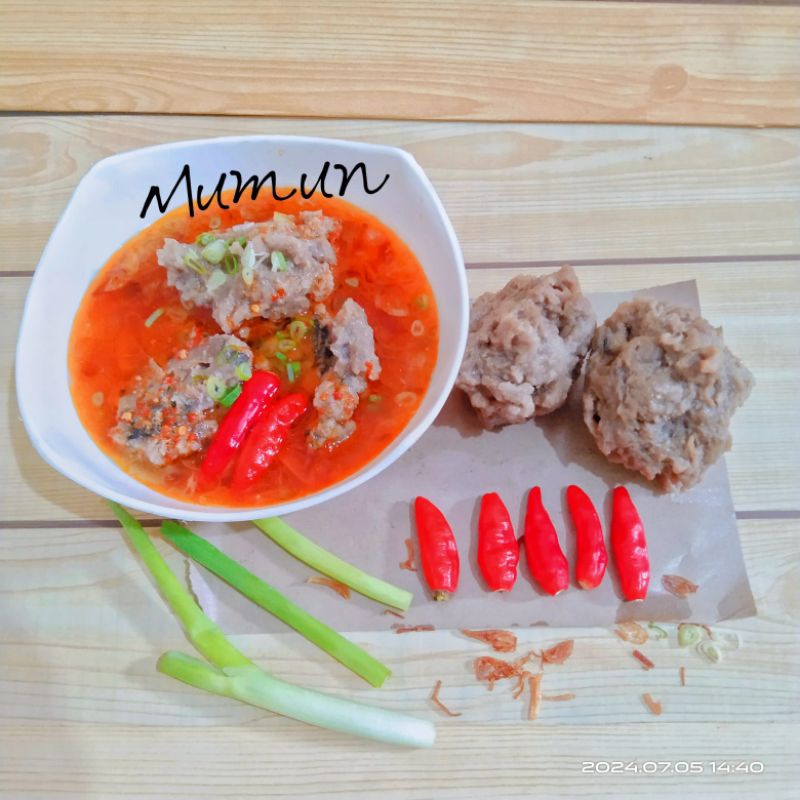 

baso ikan tongkol isi 7 kuah merah