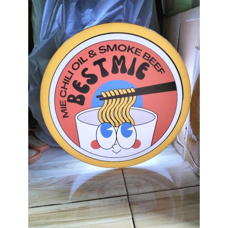 Neon box bulat / papan nama bulat custom