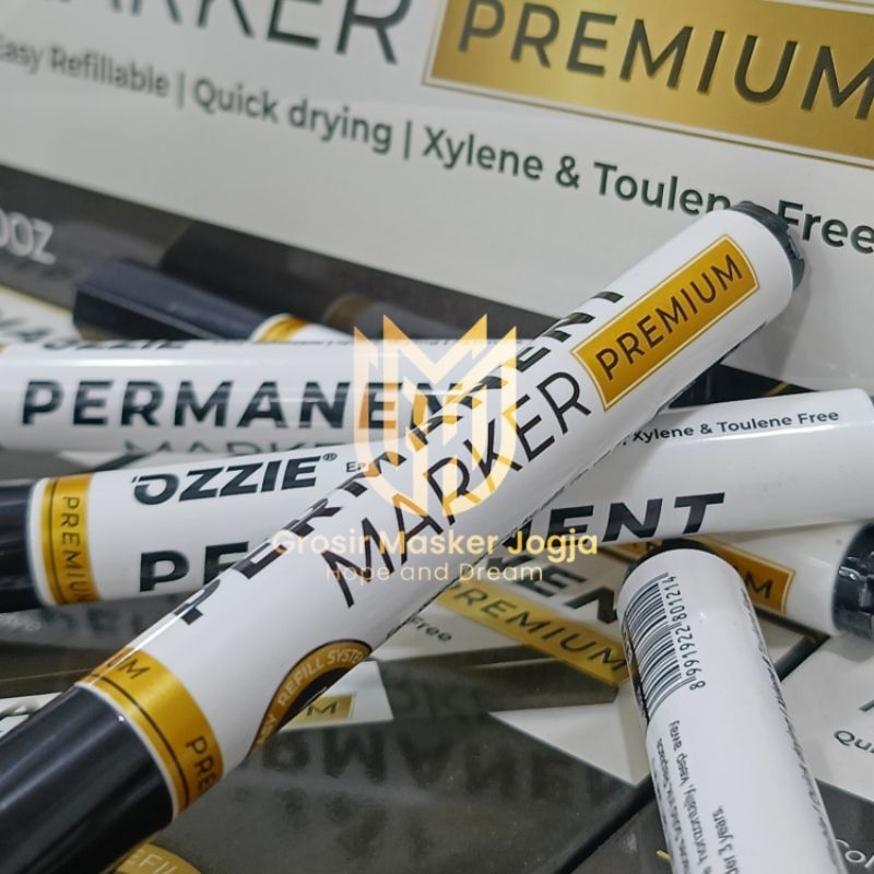 

Spidol Permanen Ozzie Tinta Hitam Papan Tulis