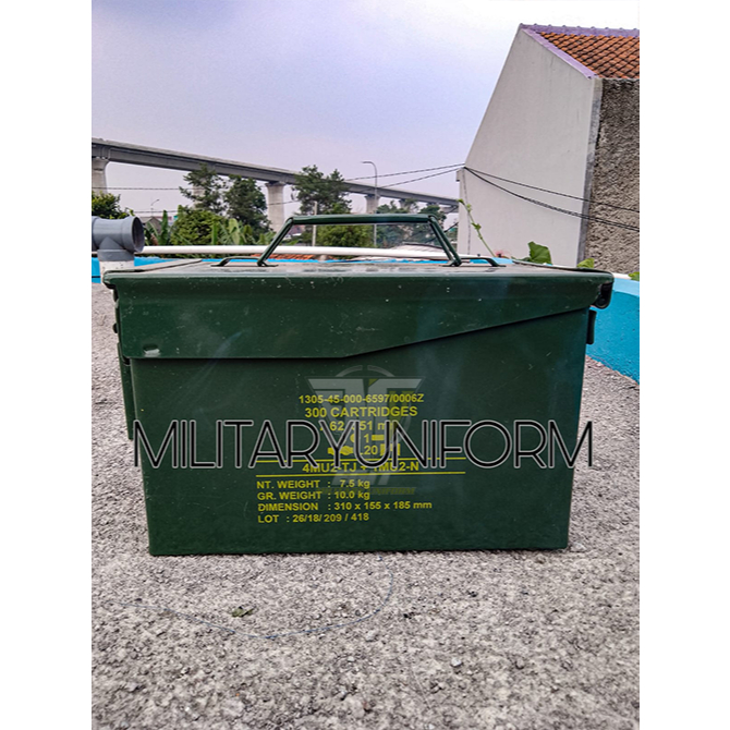 Tool Box Besi/ kotak Peluru / Kotak munisi Penyimpanan Pindad Serbaguna