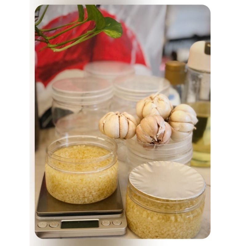 

Bawang Putih Cincang Minyak Sawit by ADA Pawon