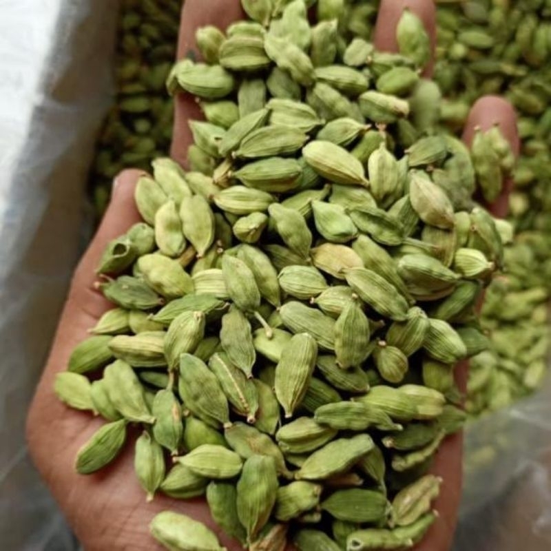 

kapulaga Hijau india/green candamom 100gram