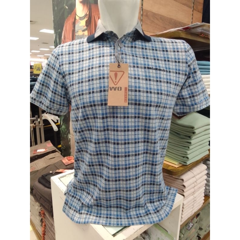 WATCHOUT JEANS WANGKI LENGAN PENDEK JK500400126 KAOS KERAH KOTAK KOTAK PRIA