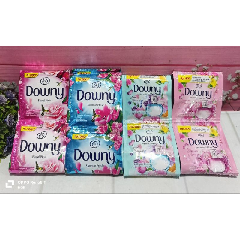 Downy Rencengan isi 12 Sachet 8 ml