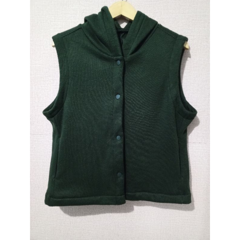 baju vest rompi sweater Hoodie Christina & Co second like new