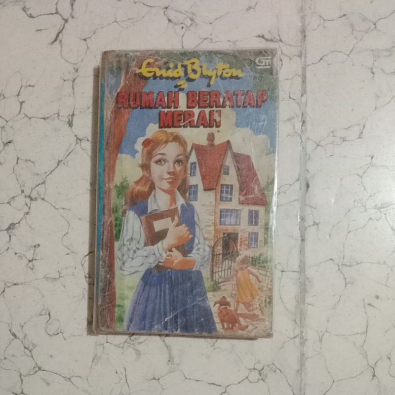Rumah Beratap Merah enid blyton