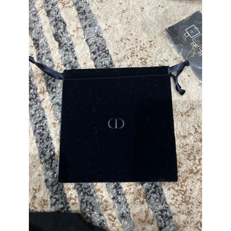 POUCH DIOR SERUT HITAM