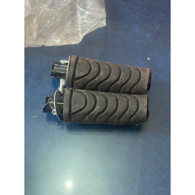 FOOTSTEP BARSTEP PIJAKAN KAKI BELAKANG MOTOR REVO ABSOLUTE BEAT VARIO