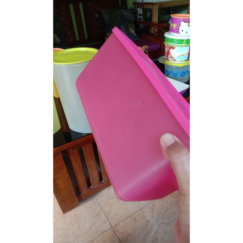 kontainer tupperware second