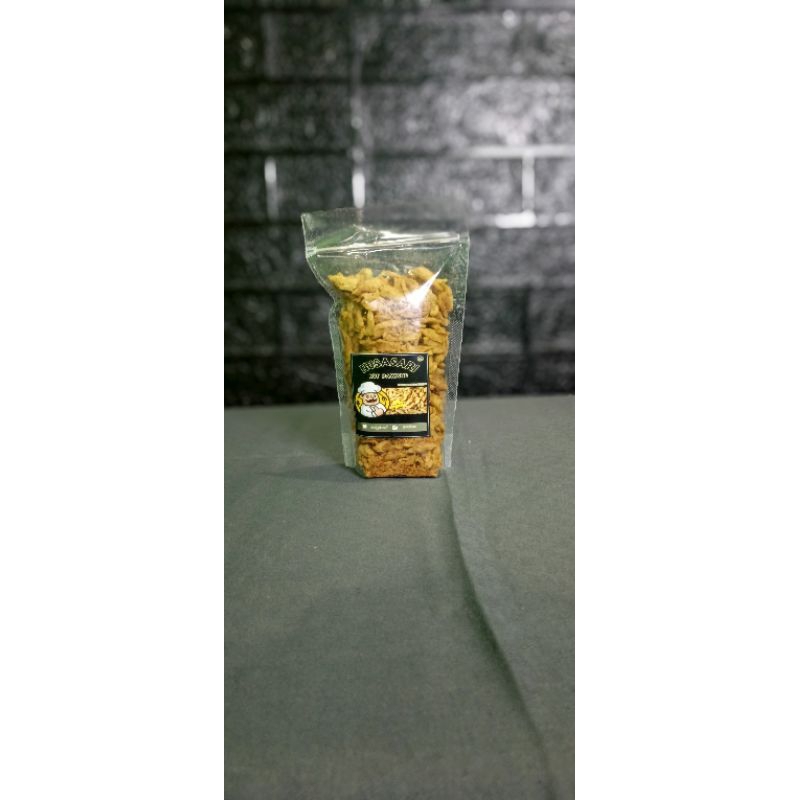 

kue bawang gunting,kriuk renyah gurih rasa pedas 250gr