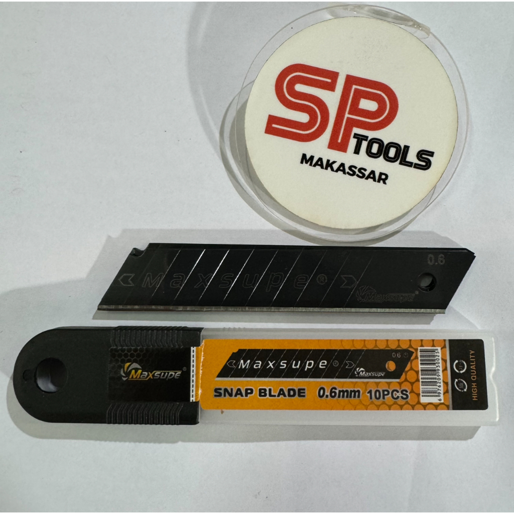 

ISI PISAU CUTTER CUTER BESAR 0.6MM (PISAH HITAM) L-150 MAXSUPE SNAP BLADE