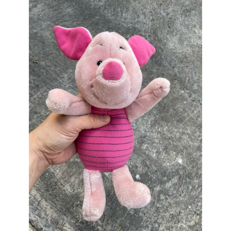 PIGLET BONEKA KARTUN DARI WINNIE POOH