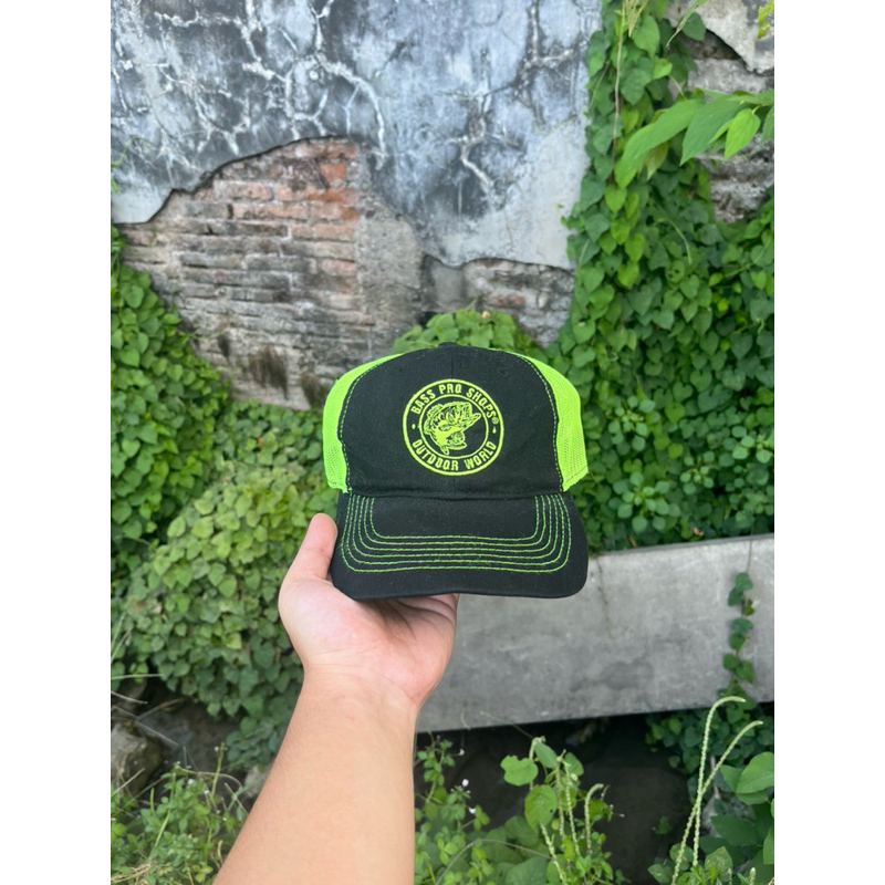 Topi Trucker Bass Pro Shop Black Neon Bordir