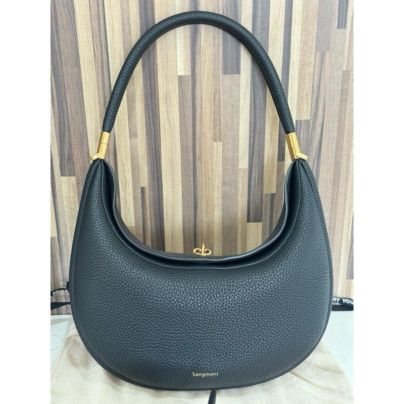 Preloved SONGMONT Small Luna bag Black