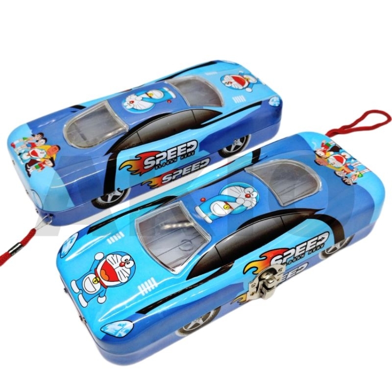 

Tempat Pensil Anak Karakter DORAEMON NOBITA 3 SUSUN Mobil Kaleng Besi Murah B-233D