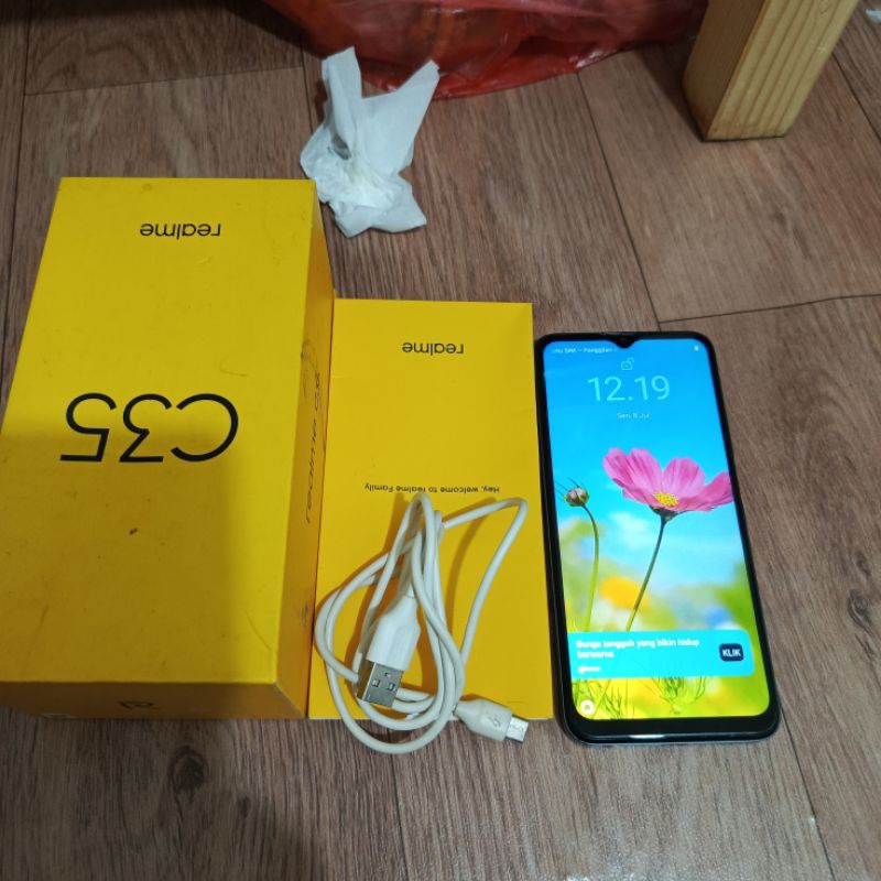 realme c35 RAM 4/64