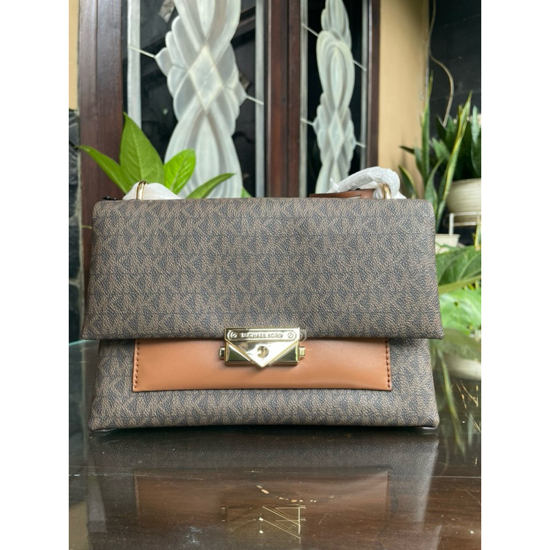 Tas wanita Tasmichaelkors  mk cece medium crossbody