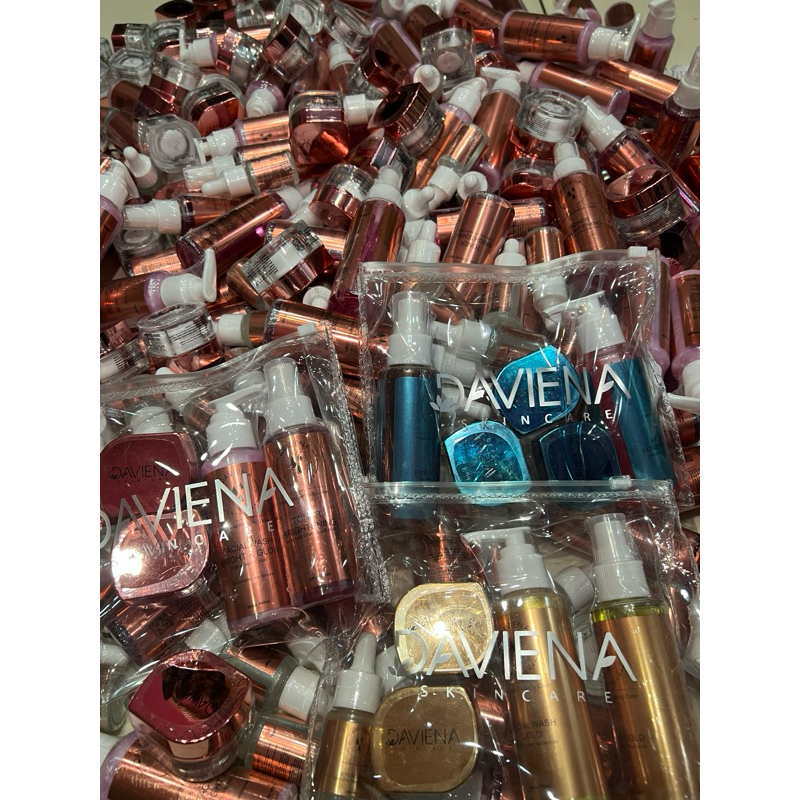 DAVIENA SKINCARE / 1PAKET LENGKAP /GOLD/ACNE/GLOWING (PAKET PERAWATAN WAJAH)