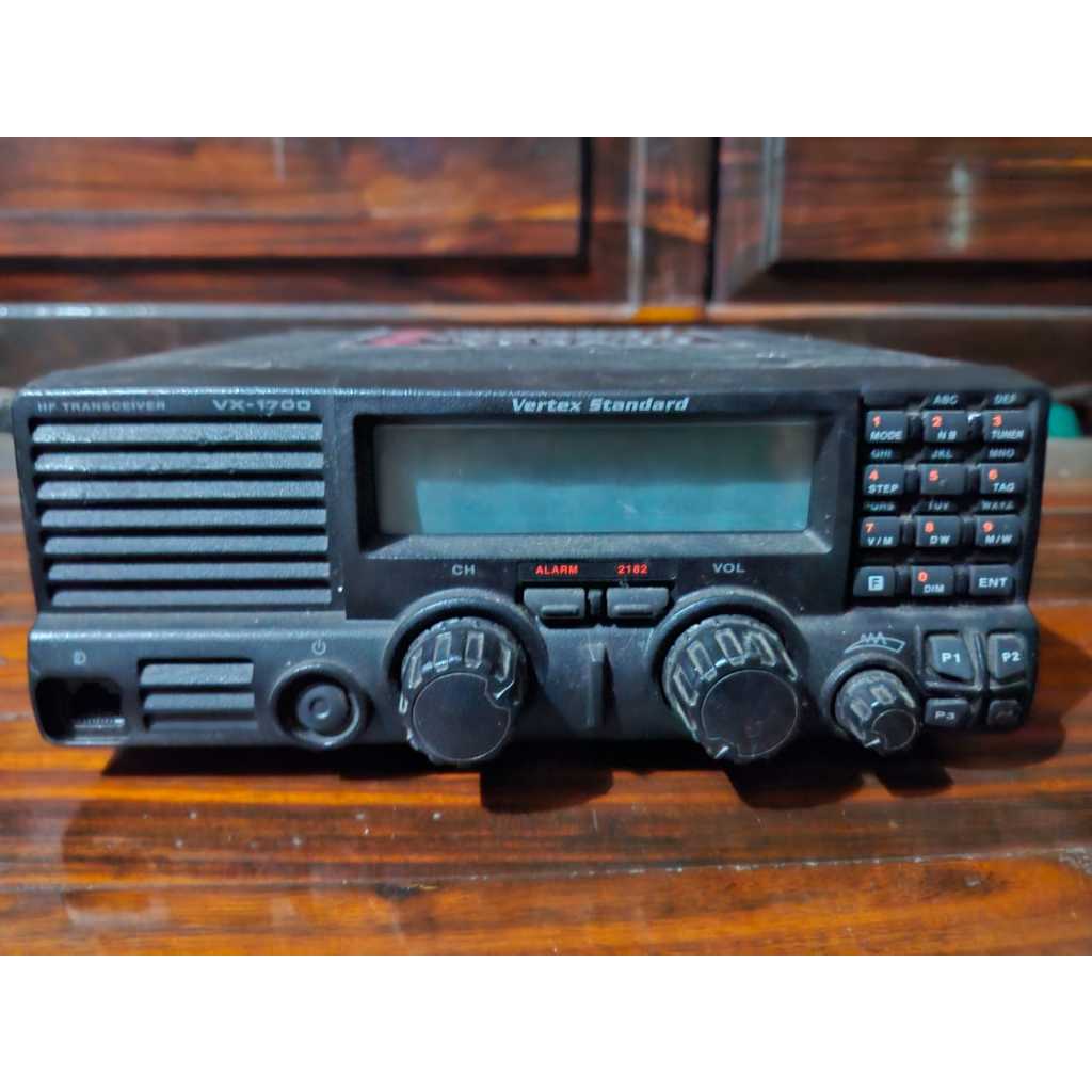 Yaesu Vertex Standard VX-1700 HF Radio SSB